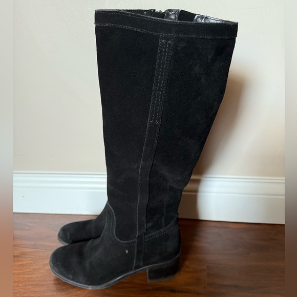 Elegant, Stylish Tall Black Suede Boots by Marc Fisher-Size 6.5 - Picture 6 of 11